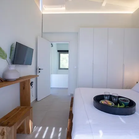 Hyades Villa A Serene Luxury Retreat Villa Áyios Nikítas