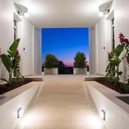 Villa Hyades Villa A Serene Luxury Retreat