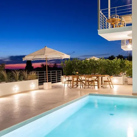 Hyades Villa A Serene Luxury Retreat Villa *